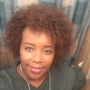 Meet your Posher, Latonya